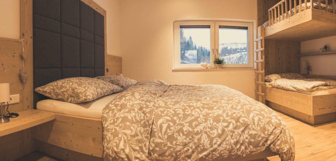 Haus Schlager "Dasappartement" Annaberg im Lammertal Luaran gambar